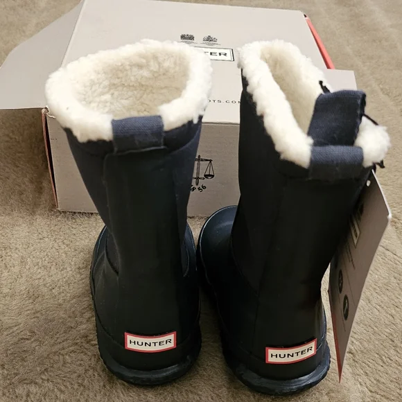 NEW box Hunter kids Original Sherpa Boots size 7 girls - Picture 1 of 12